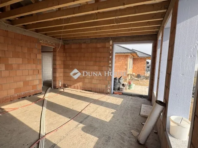 Eladó ház Taksony 90 nm