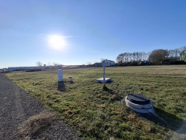 Eladó kereskedelmi és ipari ingatlan Szolnok 2551 nm