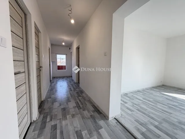 Eladó lakás Vecsés 76 nm