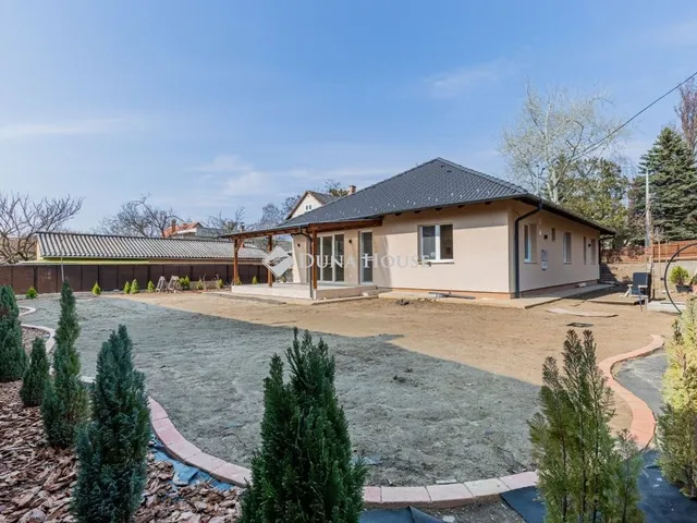 Eladó ház Budapest XVI. kerület, Sashalom 164 nm