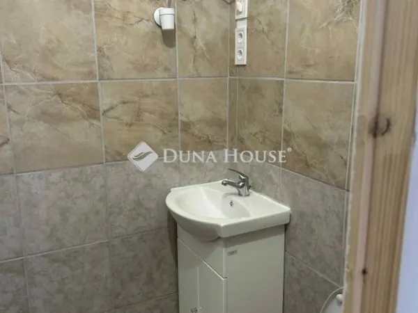 Eladó lakás Budapest X. kerület, Óhegy 35 nm