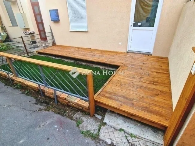 Eladó lakás Budapest X. kerület, Óhegy 27 nm
