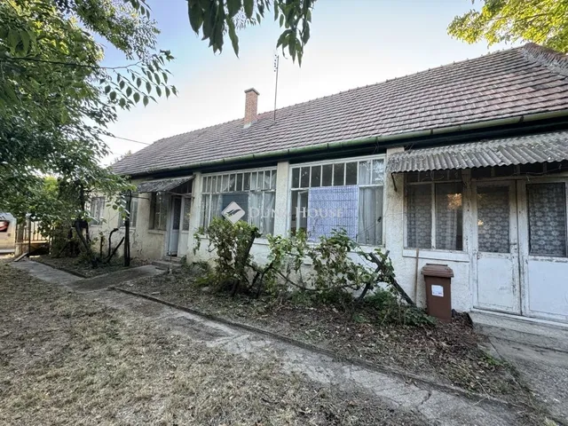 Eladó ház Szigetmonostor 107 nm