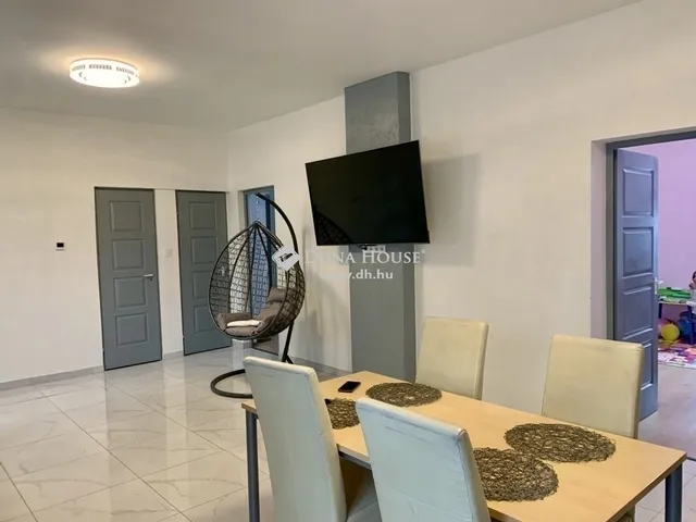 Eladó lakás Fót 71 nm