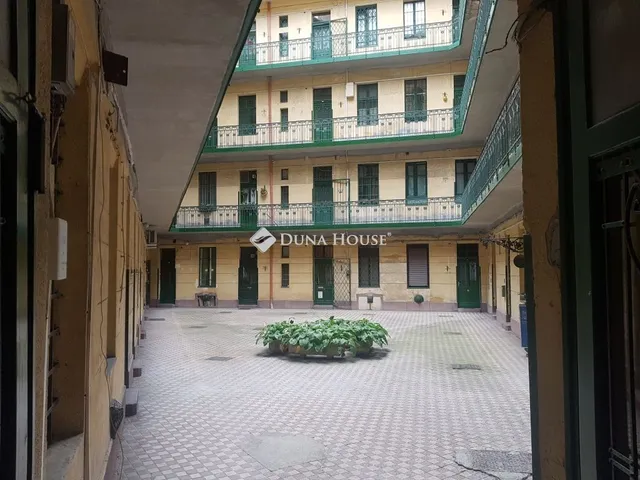 Eladó lakás Budapest IX. kerület 128 nm