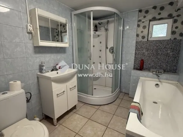 Eladó üdülő és hétvégi ház Pócsmegyer 65 nm