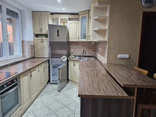 Eladó ház Fót 150 nm