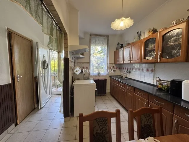 Eladó lakás Tahitótfalu 88 nm