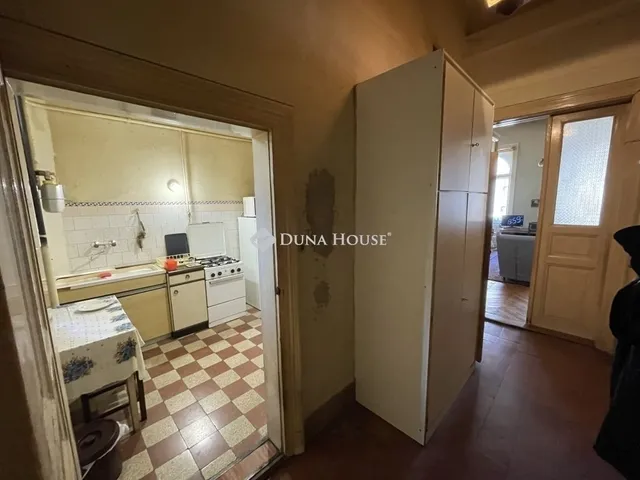 Eladó lakás Budapest VI. kerület 73 nm