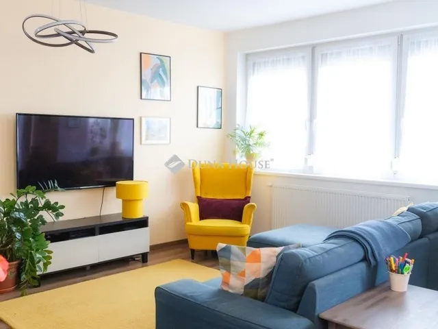 Eladó lakás Budapest XI. kerület, Spanyolrét 68 nm