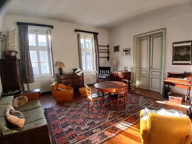 Eladó lakás Budapest I. kerület 87 nm