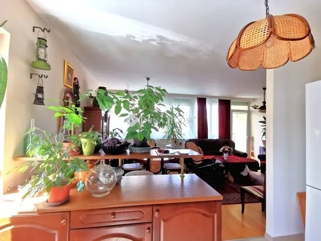 Eladó lakás Budapest II. kerület, Szépilona 71 nm