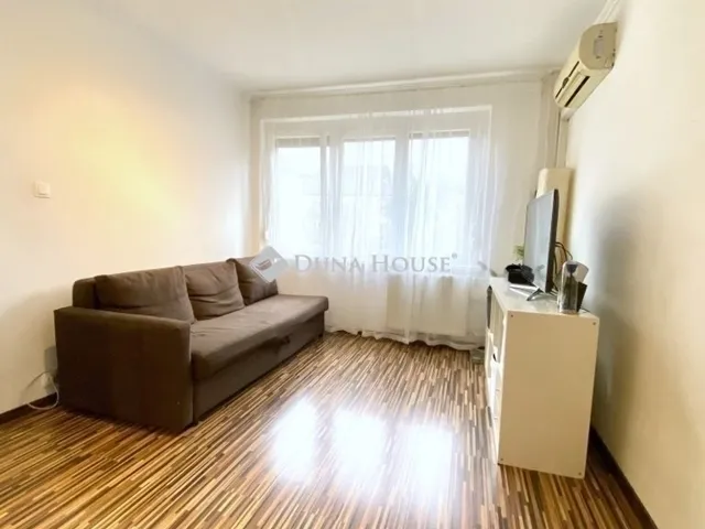 Eladó lakás Budapest III. kerület 39 nm