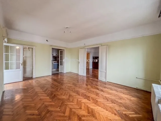 Eladó lakás Budapest II. kerület 138 nm