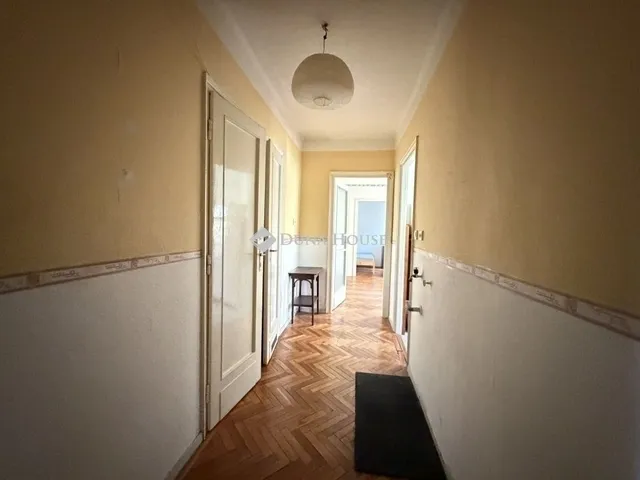 Eladó lakás Budapest III. kerület 41 nm