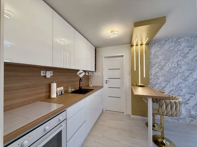 Eladó lakás Budapest VI. kerület 25 nm
