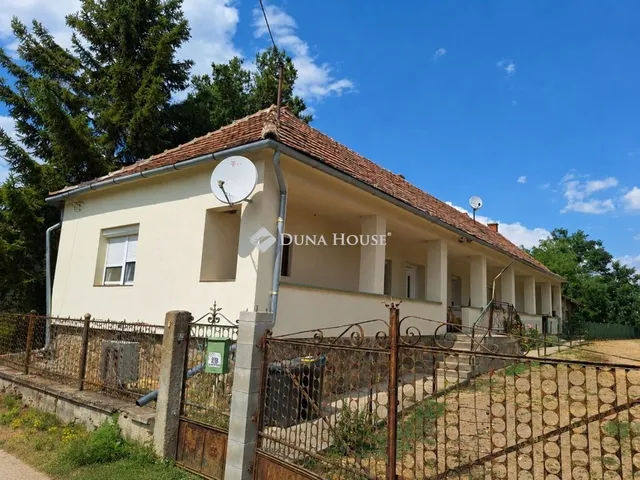 Eladó ház Pátka 103 nm