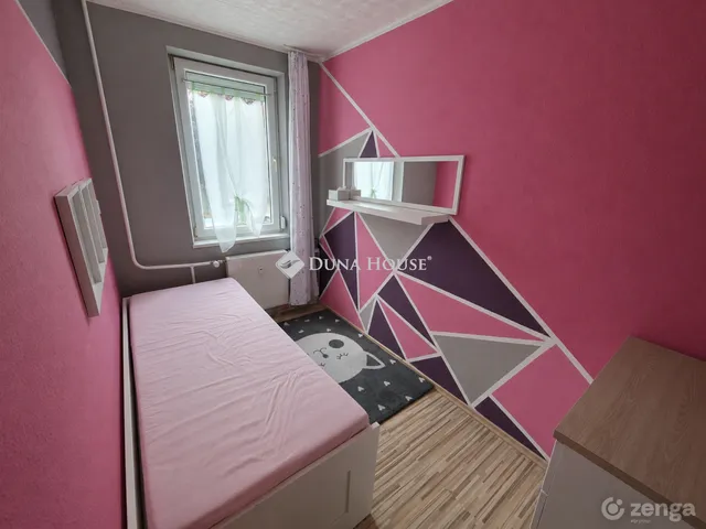 Eladó lakás Budapest III. kerület 56 nm