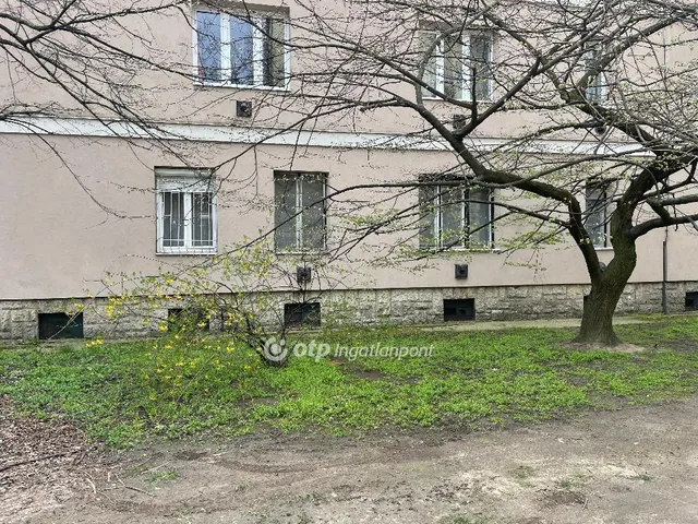 Eladó lakás Debrecen, Dobozi lakótelep 102 nm