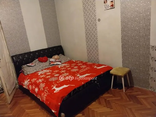 Eladó mezőgazdasági ingatlan Napkor 130 nm
