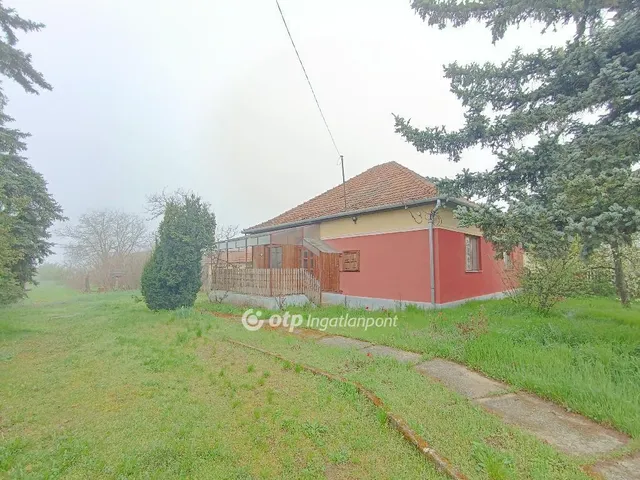 Eladó ház Nyírkarász 100 nm