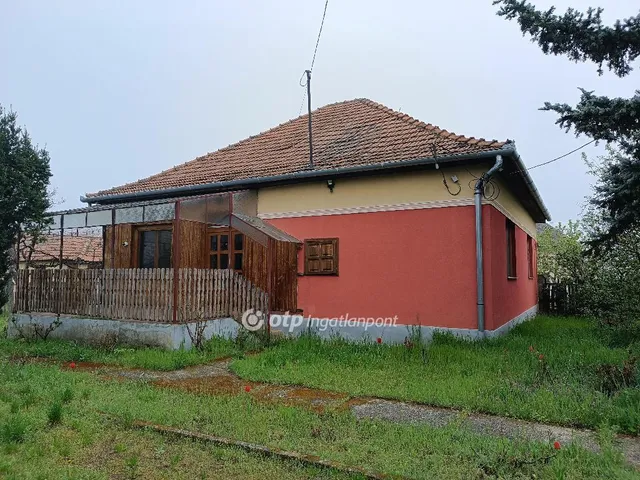 Eladó ház Nyírkarász 100 nm