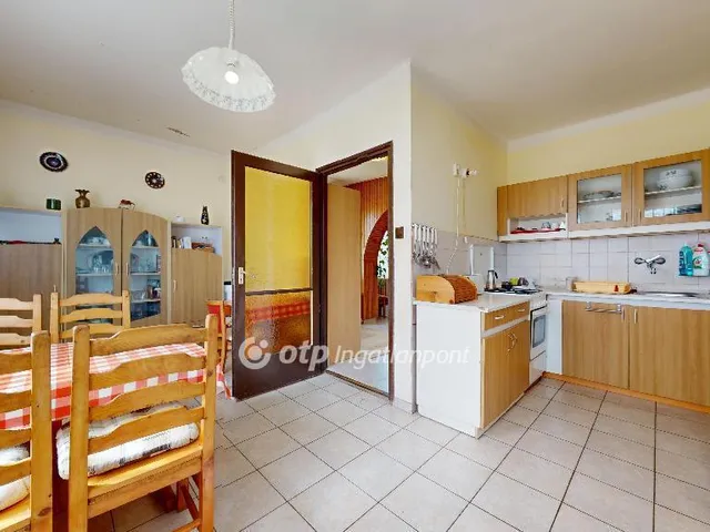 Eladó ház Kótaj 150 nm