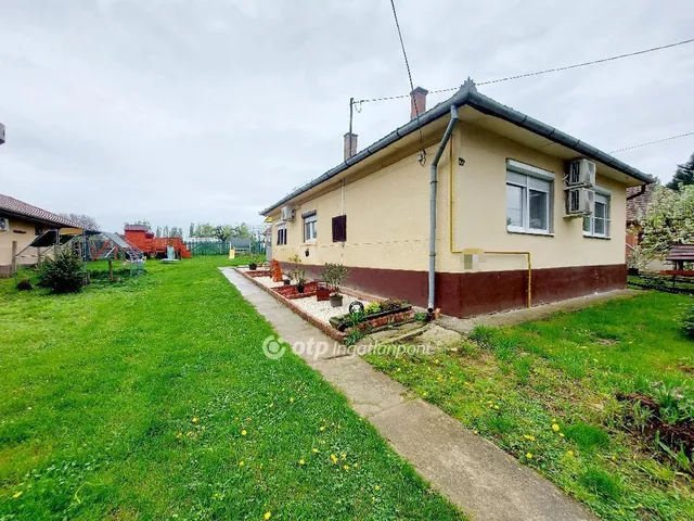 Eladó ház Tiszalök 90 nm