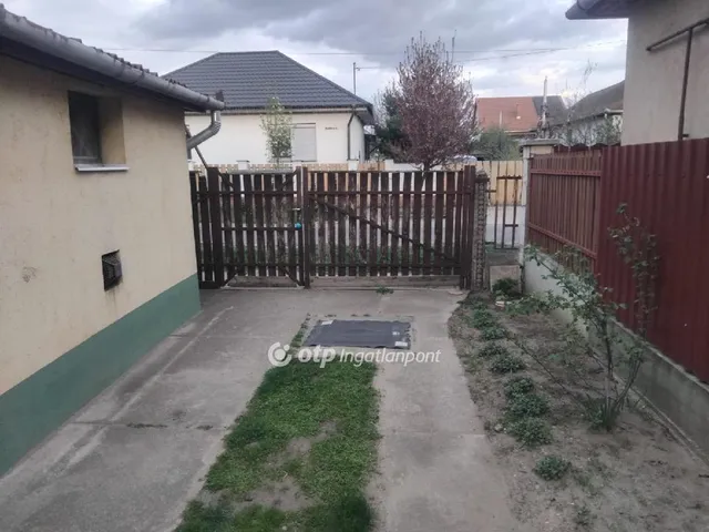 Eladó ház Téglás 57 nm