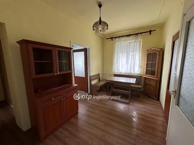 Eladó ház Nyíregyháza, Rozsrétszőlő 71 nm