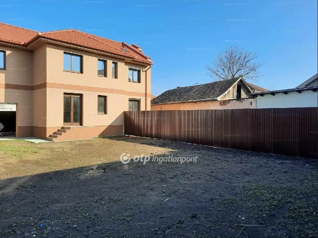 Eladó lakás Hajdúböszörmény 122 nm