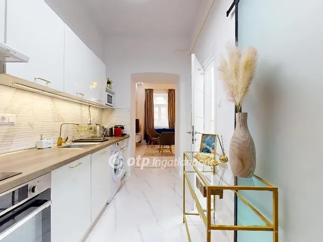 Eladó lakás Budapest VI. kerület 41 nm