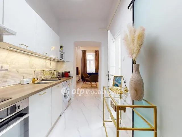 Eladó lakás Budapest VI. kerület 41 nm