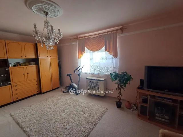 Eladó ház Magy 72 nm