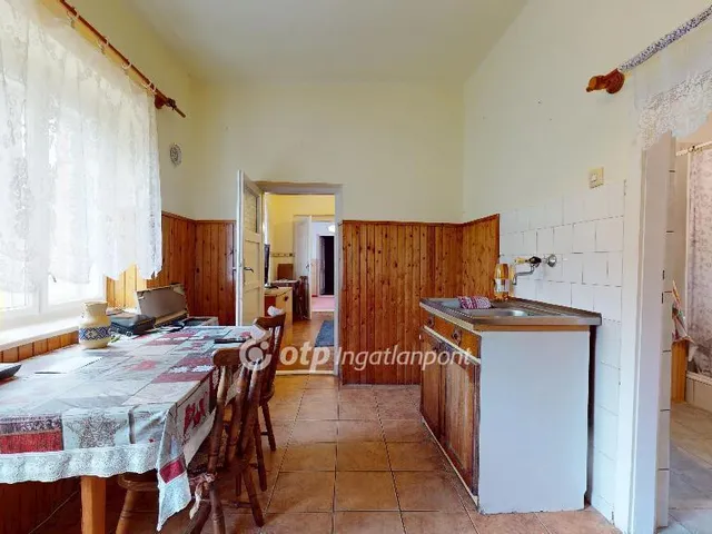 Eladó ház Buj 77 nm