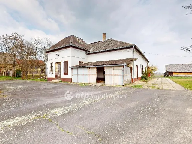 Eladó ház Nyírtass 360 nm