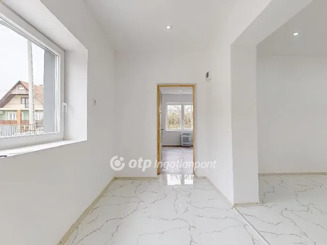 Eladó ház Komoró 70 nm
