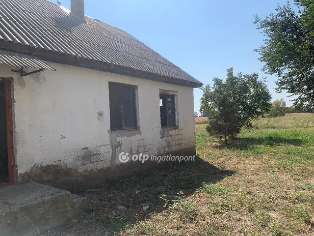Eladó ház Újfehértó, Mályváskert 95 nm