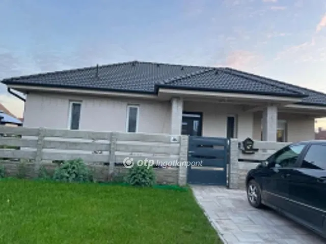 Eladó ház Hajdúnánás 180 nm