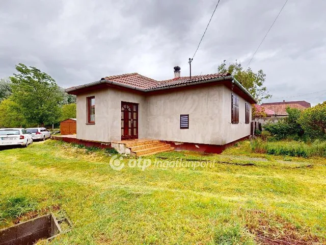 Eladó ház Kék 94 nm