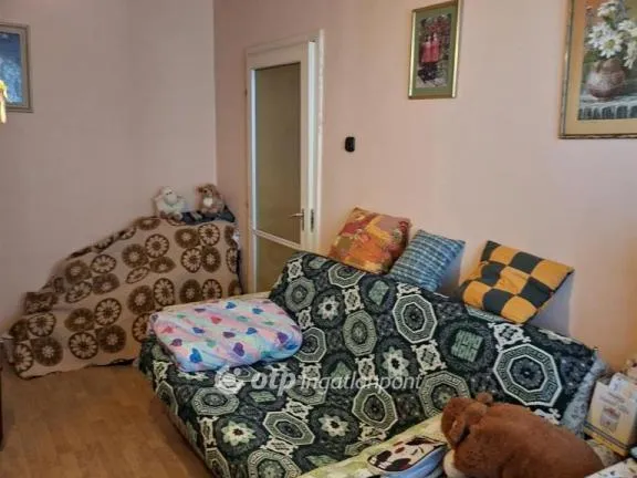 Eladó lakás Debrecen, Tócóskert 46 nm