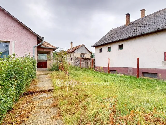 Eladó ház Balkány 71 nm