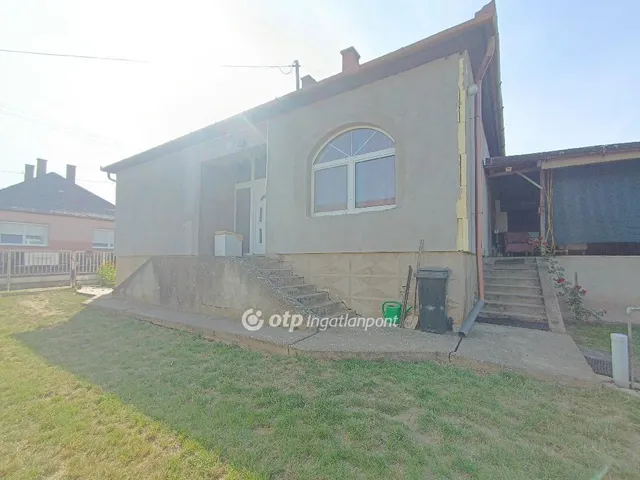Eladó ház Szabolcsbáka 100 nm