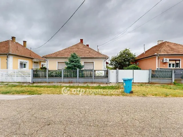 Eladó ház Polgár 75 nm
