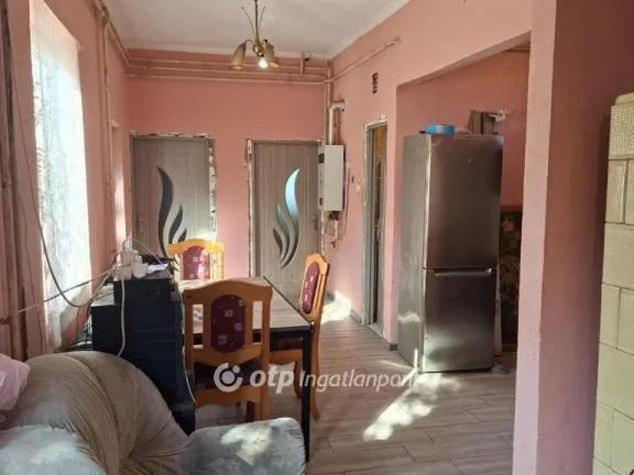 Eladó ház Hajdúböszörmény, Középkert 72 nm