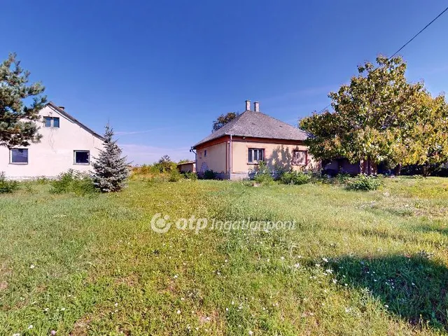 Eladó ház Gávavencsellő 80 nm