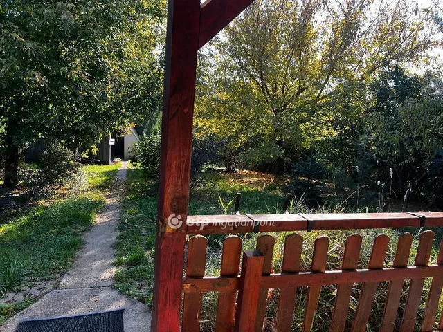 Eladó ház Nyíregyháza, Sóstóhegy 30 nm