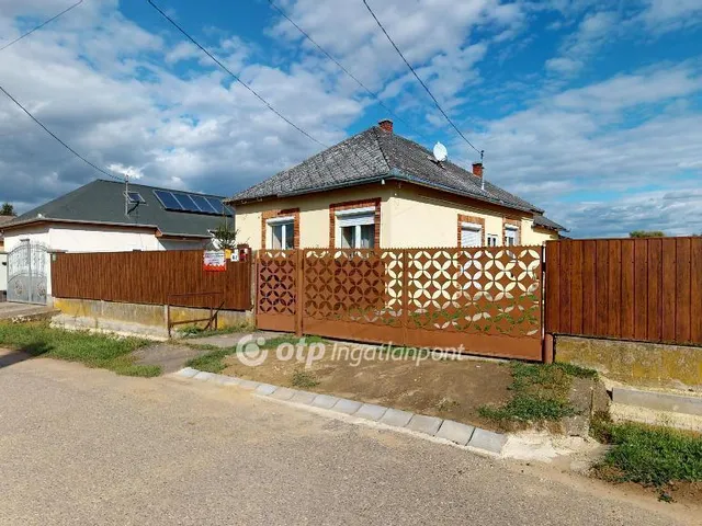 Eladó ház Ibrány 90 nm