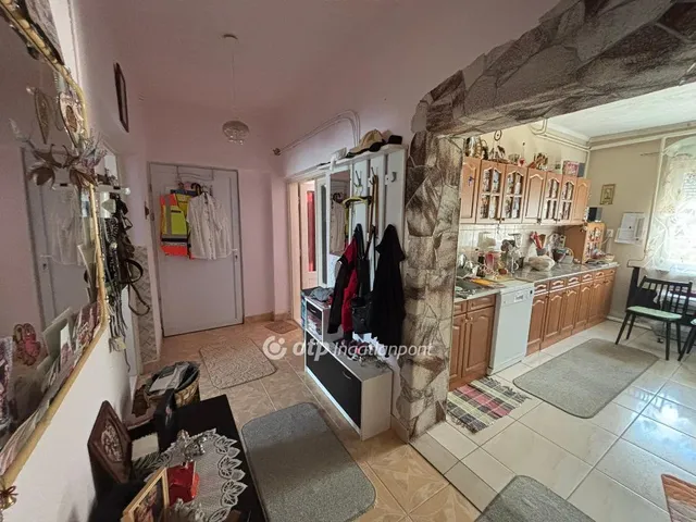 Eladó ház Szorgalmatos 113 nm