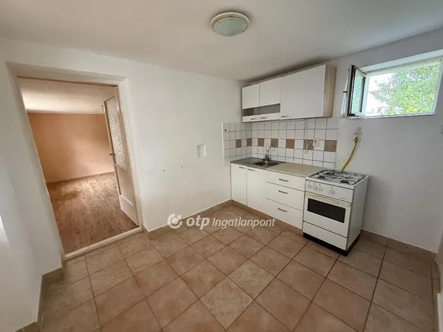 Eladó ház Újfehértó, Mályváskert 48 nm